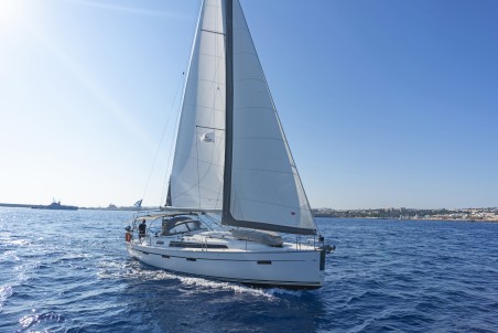 Bavaria Yachtbau Bavaria Cruiser 41 - 3 cab. Laertis