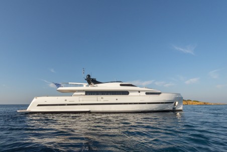 Bugari Bugari 100 - 5 + 2 cab. Project Steel