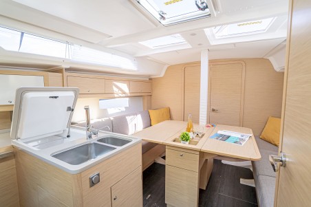 Dufour Yachts Dufour 37 - 3 cab. First Laugh