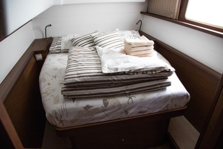 Lagoon-Bénéteau Lagoon 450 F - 4 + 2 cab. Anja