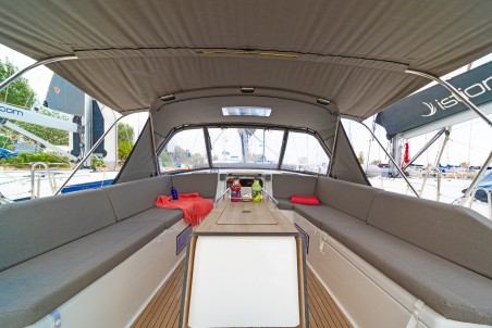 Dufour Yachts Dufour 530 - 3 + 1 cab. Dimpa