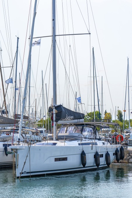 Dufour Yachts Dufour 530 - 5 + 1 cab. SPLASH