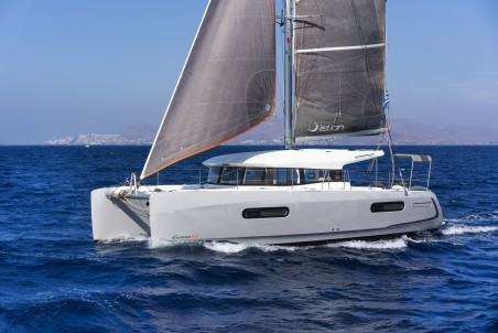 Excess Excess 12 - 4 + 1 + 1 cab. Excessive