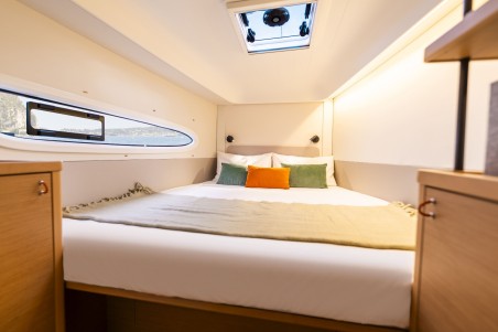 Excess Excess 13 - 4 + 2 cab. One Journey