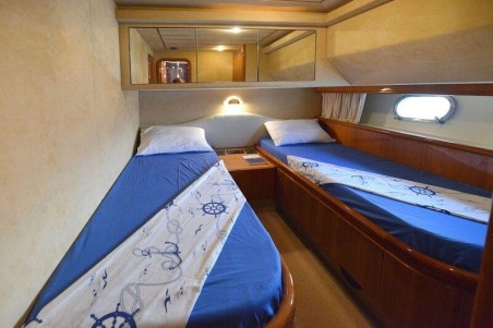 Ferretti Yachts Group Ferretti Yachts 68 Mary