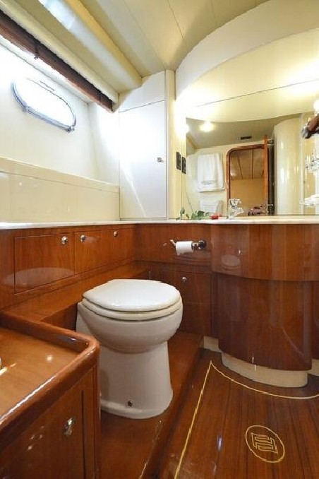 Ferretti Yachts Group Ferretti Yachts 68 Mary