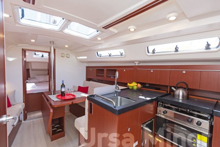 Hanse Yachts Hanse 345 Ursa Minor