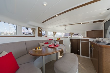 Lagoon-Bénéteau Lagoon 380 S2 - 4 + 2 cab. Eleven