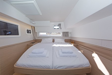 Lagoon-Bénéteau Lagoon 42 - 4 + 2 cab. Dream Waters