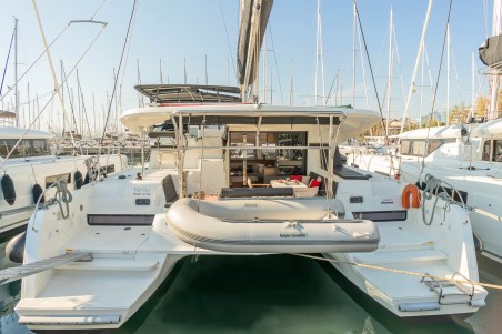 Lagoon-Bénéteau Lagoon 42 - 4 + 2 cab. Niriis