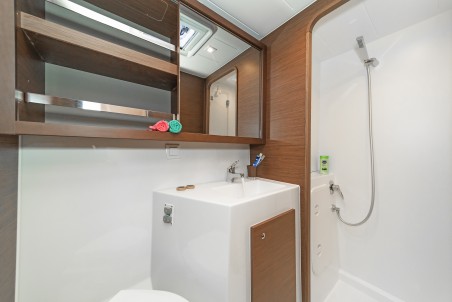 Lagoon-Bénéteau Lagoon 42 - 4 + 2 cab. White Pearl