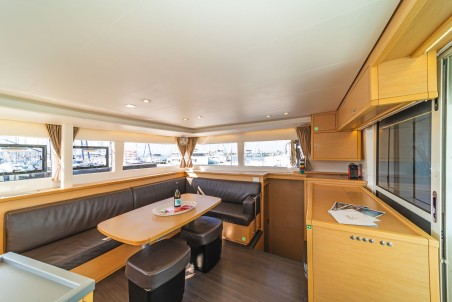 Lagoon-Bénéteau Lagoon 450 F - 4 + 2 cab. Caretta Nana
