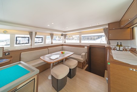 Lagoon-Bénéteau Lagoon 450 F - 4 + 2 cab. Nemesis