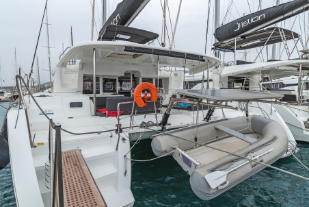 Lagoon-Bénéteau Lagoon 450 F - 4 + 2 cab. Nemesis