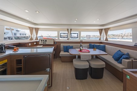 Lagoon-Bénéteau Lagoon 450 F - 4 + 2 cab. Thetis