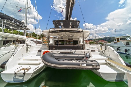 Lagoon-Bénéteau Lagoon 46 - 4 + 2 cab. First Care