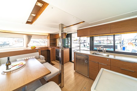Lagoon-Bénéteau Lagoon 46 - 4 + 2 cab. Pnoe