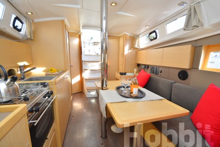 Bénéteau Oceanis 35 Hobbit