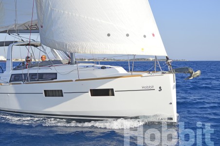 Bénéteau Oceanis 35 Hobbit