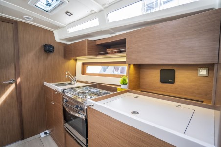 Bénéteau Oceanis 37.1 First Dream