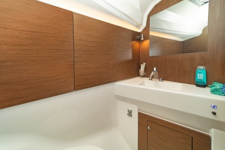 Bénéteau Oceanis 40.1 Mojito