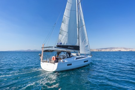 Bénéteau Oceanis 40.1 Roza