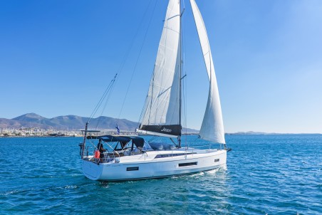 Bénéteau Oceanis 40.1 Roza