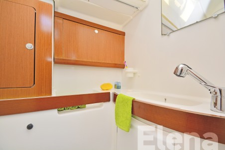 Bénéteau Oceanis 43 Elena