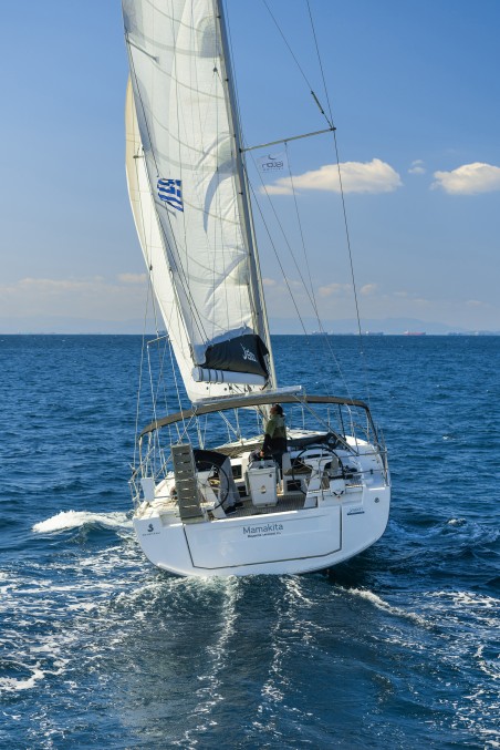 Bénéteau Oceanis 51.1 Mamakita