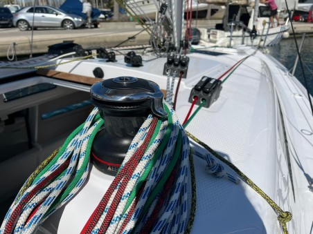 Bénéteau First 27 Šuferina