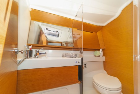 Jeanneau Sun Odyssey 410 - 3 cab. Sea Whisper