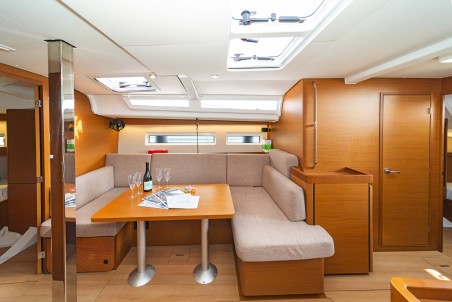 Jeanneau Sun Odyssey 440 - 4 cab. Esperos
