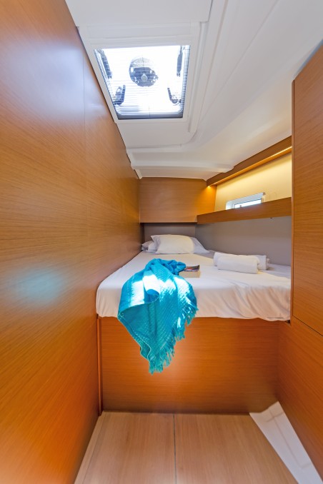 Jeanneau Sun Odyssey 490 - 5 + 1 cab. Captain George