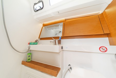 Jeanneau Sun Odyssey 490 - 5 + 1 cab. Marina II