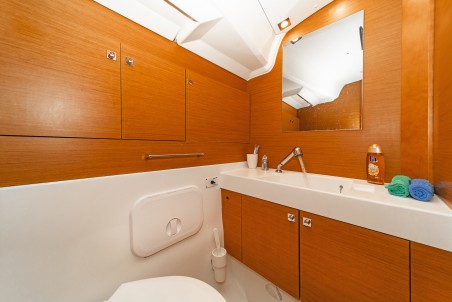 Jeanneau Sun Odyssey 519 - 5 + 1 cab. Eva