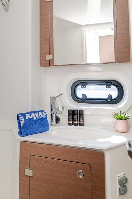 Catana Group Bali 4.2 Kos 42.3