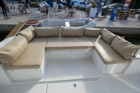 Catana Group Bali 4.3 - 4 + 2 cab. Eleni