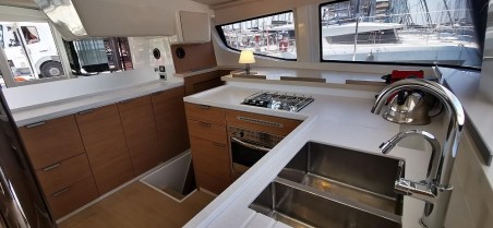 Catana Group Bali 4.4 - 4 + 1 cab. Kos 44.2