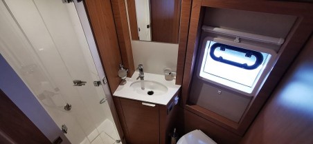 Catana Group Bali 4.4 - 4 + 1 cab. Kos 44.2