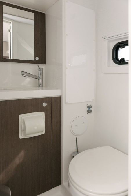 Catana Group Bali 4.8 - 6 cab. Kos 48.1