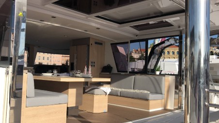 Catana Group Bali 5.4 - 6 + 2 cab. Kos 54.Cat