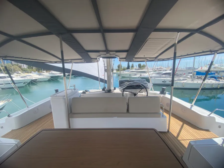 Catana Group Bali 5.8 - 6 + 2 cab. KOS 58.CAT
