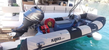 Catana Group Bali 5.8 - 6 + 2 cab. KOS 58.CAT