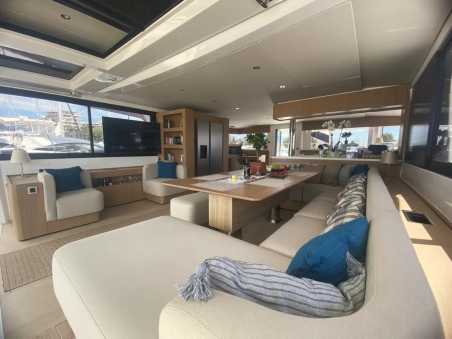 Catana Group Bali 5.8 - 6 + 2 cab. KOS 58.CAT