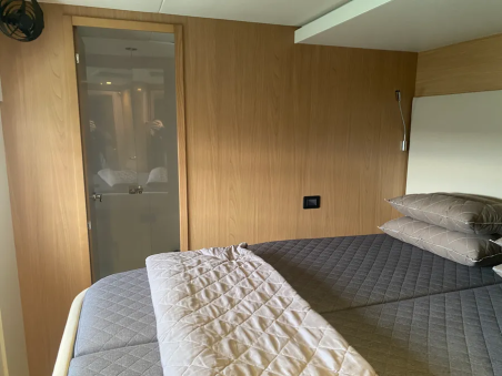 Catana Group Bali 5.8 - 6 + 2 cab. KOS 58.CAT