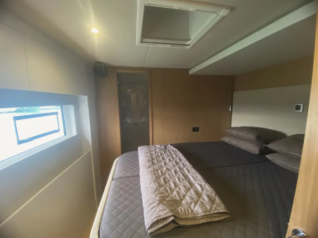 Catana Group Bali 5.8 - 6 + 2 cab. KOS 58.CAT