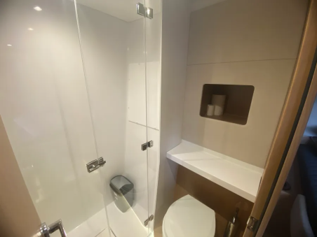 Catana Group Bali 5.8 - 6 + 2 cab. KOS 58.CAT