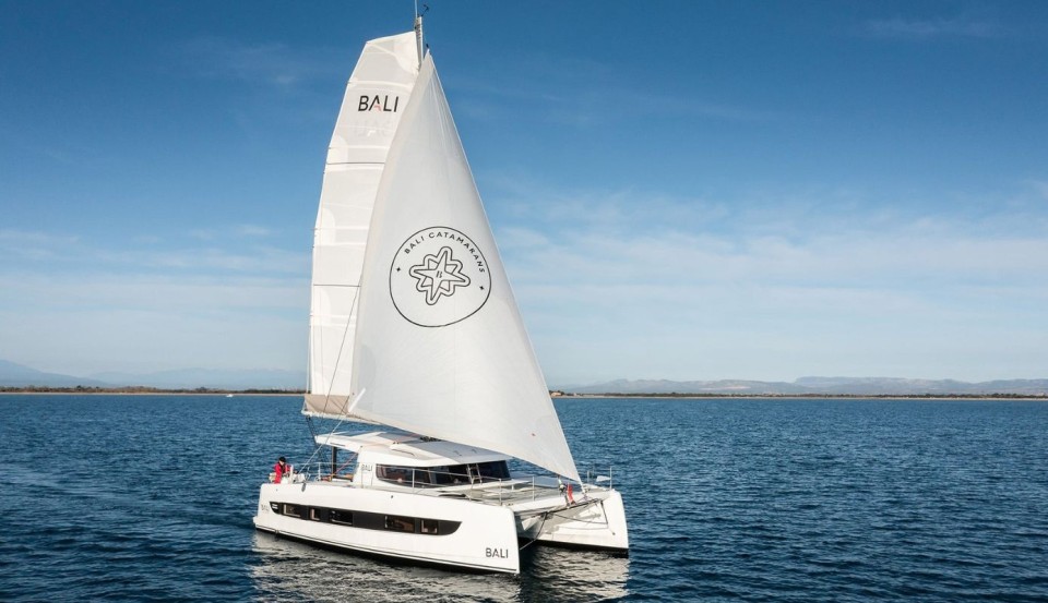 Catana Group Bali Catsmart - 4 + 2 cab. Northcat 38