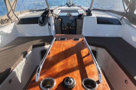 Bénéteau Oceanis 40.1 Kos 40.7