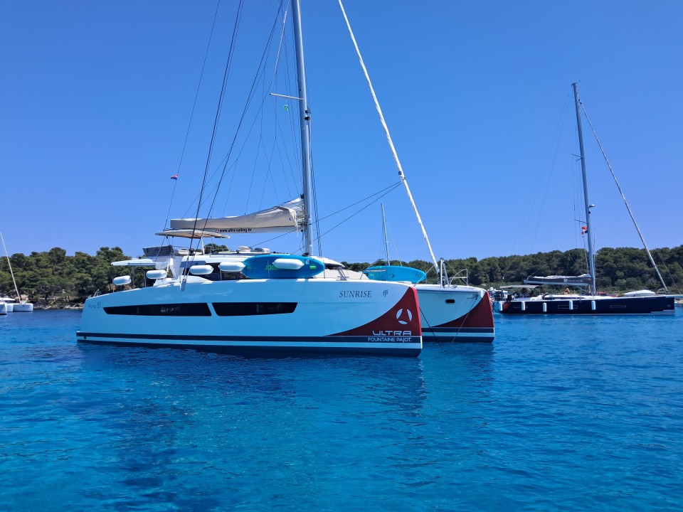 Fountaine Pajot Fountaine Pajot Aura 51 - 5 + 1 cab. Sunrise